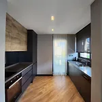 Z-suites Aparthotel