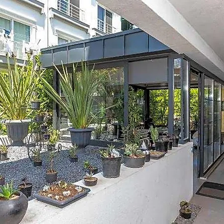 Z-suites Apart Otel 4*