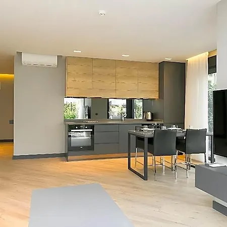 Z-suites Apart Otel 4*