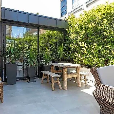 Aparthotel Z-suites 4*
