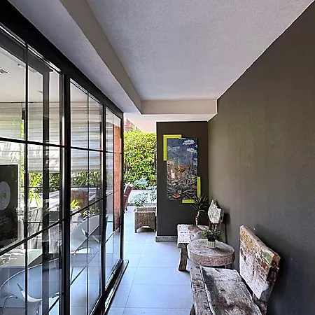 Ξενοδοχείο με διαμερίσματα Z-suites Αττάλεια
