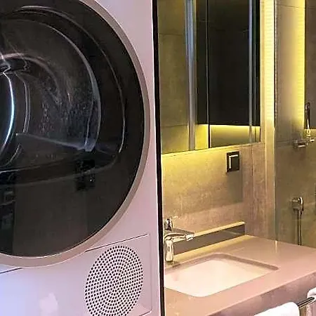 Z-suites Aparthotel