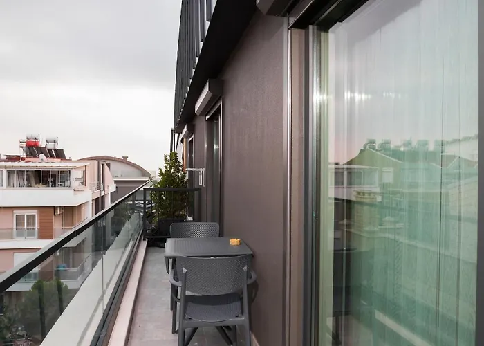 Ξενοδοχείο με διαμερίσματα Z-suites Αττάλεια