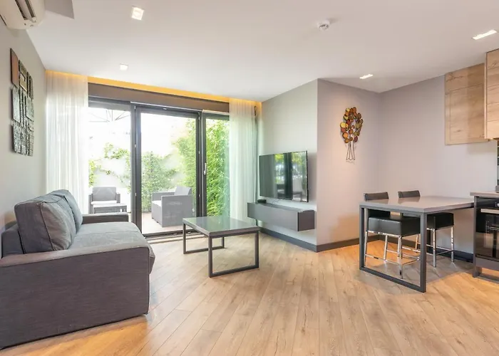 Ξενοδοχείο με διαμερίσματα Z-suites 4*