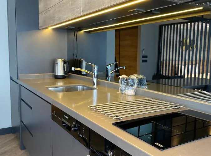 Z-suites Ξενοδοχείο με διαμερίσματα 4*