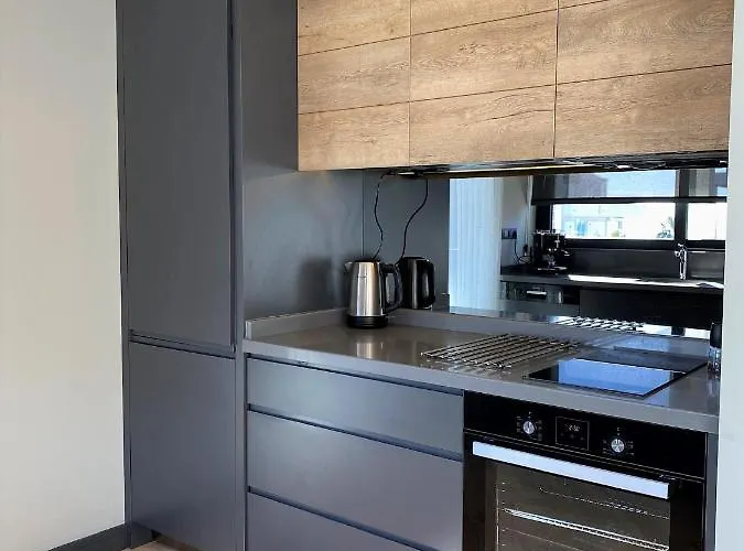 Ξενοδοχείο με διαμερίσματα Z-suites Αττάλεια