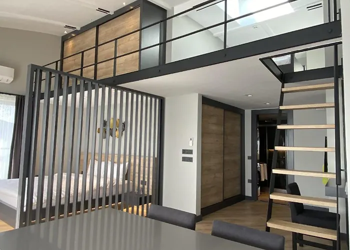 Z-suites Ξενοδοχείο με διαμερίσματα 4*