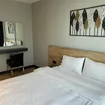 Z-suites Apart-hotel 4*