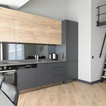 Ξενοδοχείο με διαμερίσματα Z-suites Αττάλεια