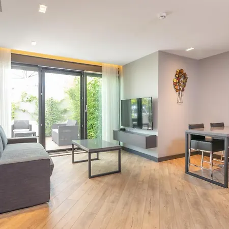 מלון דירות Z-suites 4*