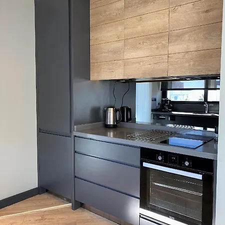 Ξενοδοχείο με διαμερίσματα Z-suites Αττάλεια