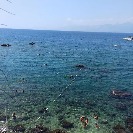 Ξενοδοχείο με διαμερίσματα Z-suites Αττάλεια